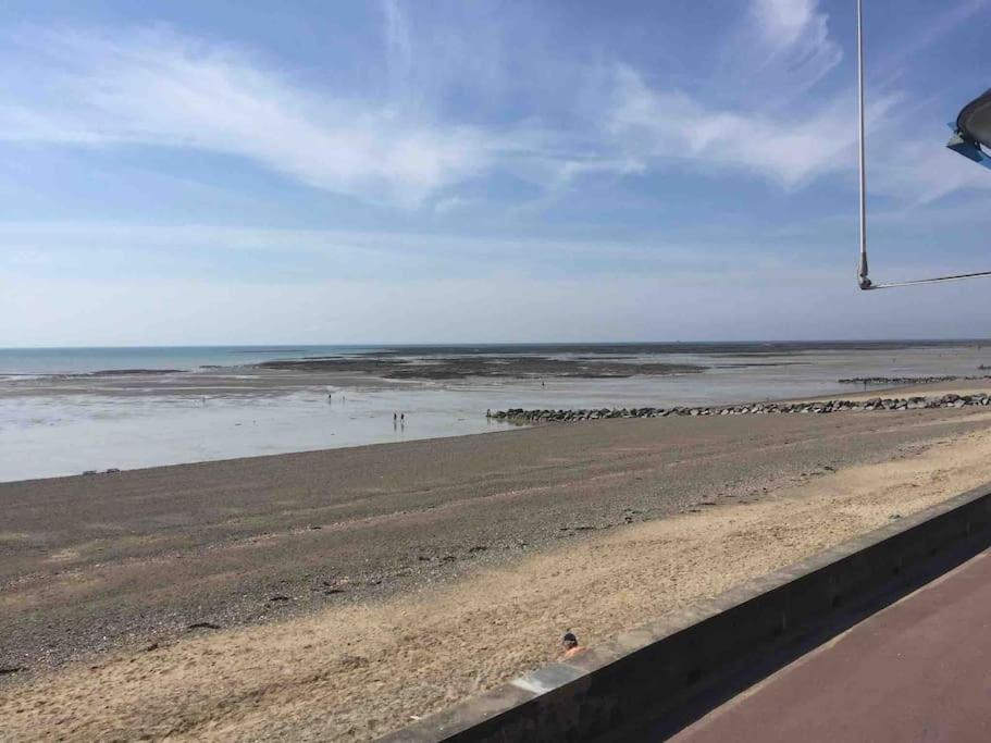 Les Iles Vue Sur Mer Agon-Coutainville Exteriör bild
