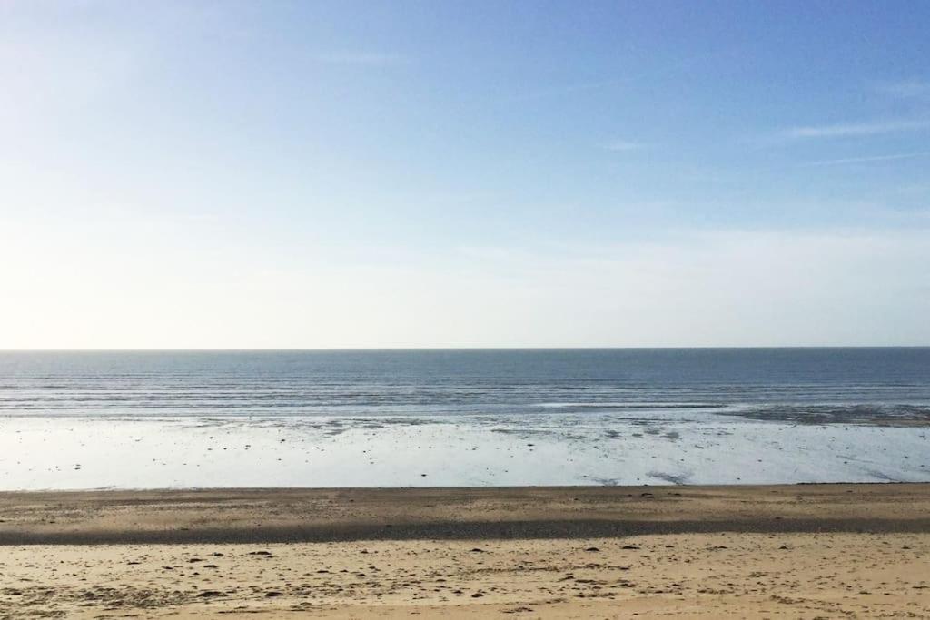 Les Iles Vue Sur Mer Agon-Coutainville Exteriör bild